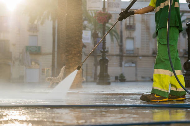 Best Gas Station Cleaning  in Burnsville, MN